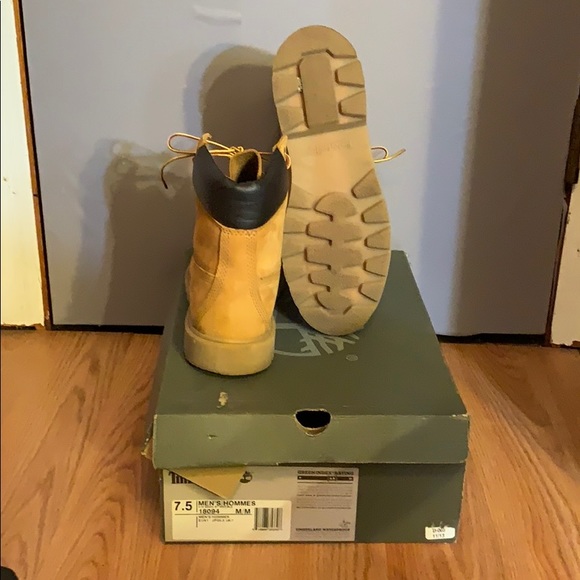 Basic Timberlands - Picture 2 of 2